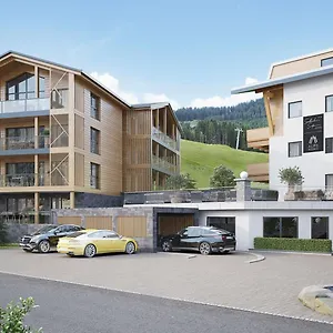 By Alps Aparthotel