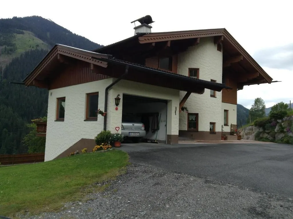 Apartament Haus Zirmblick Saalbach-Hinterglemm 0*,  Austria